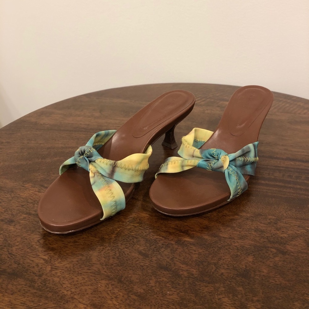Donald J Pliner Sandals
